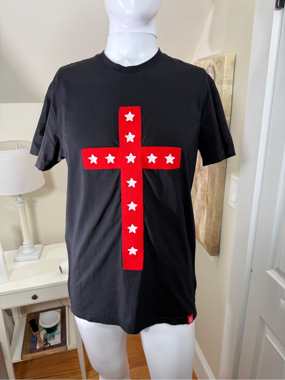 Hudson Outerwear HDSN Cross Graphic Side Zip T-Shirt Men’s Medium Black Red
